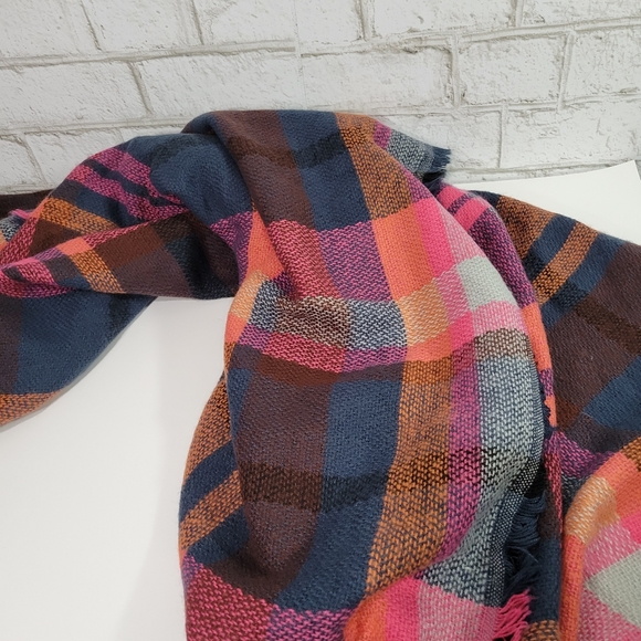 Plaid print colorful warm blanket scarf - Picture 4 of 11
